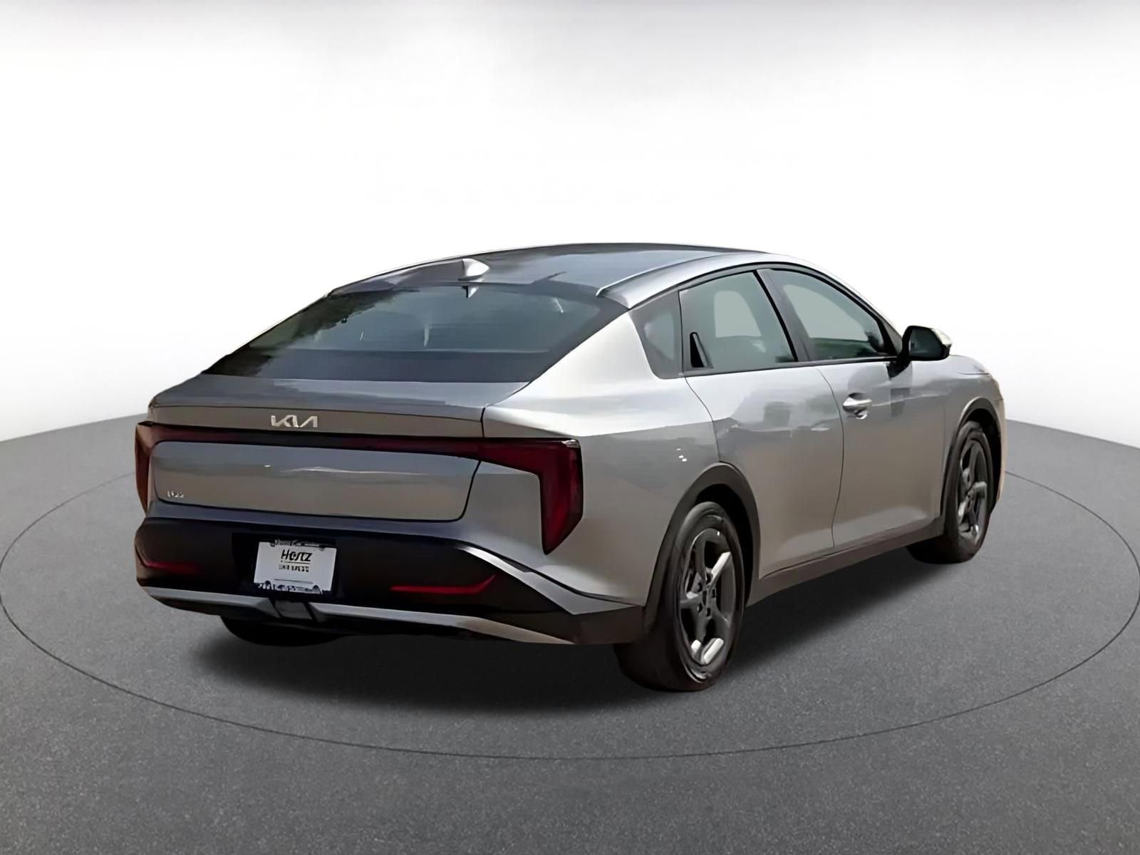 Used 2025 Kia K4 LXS image 14