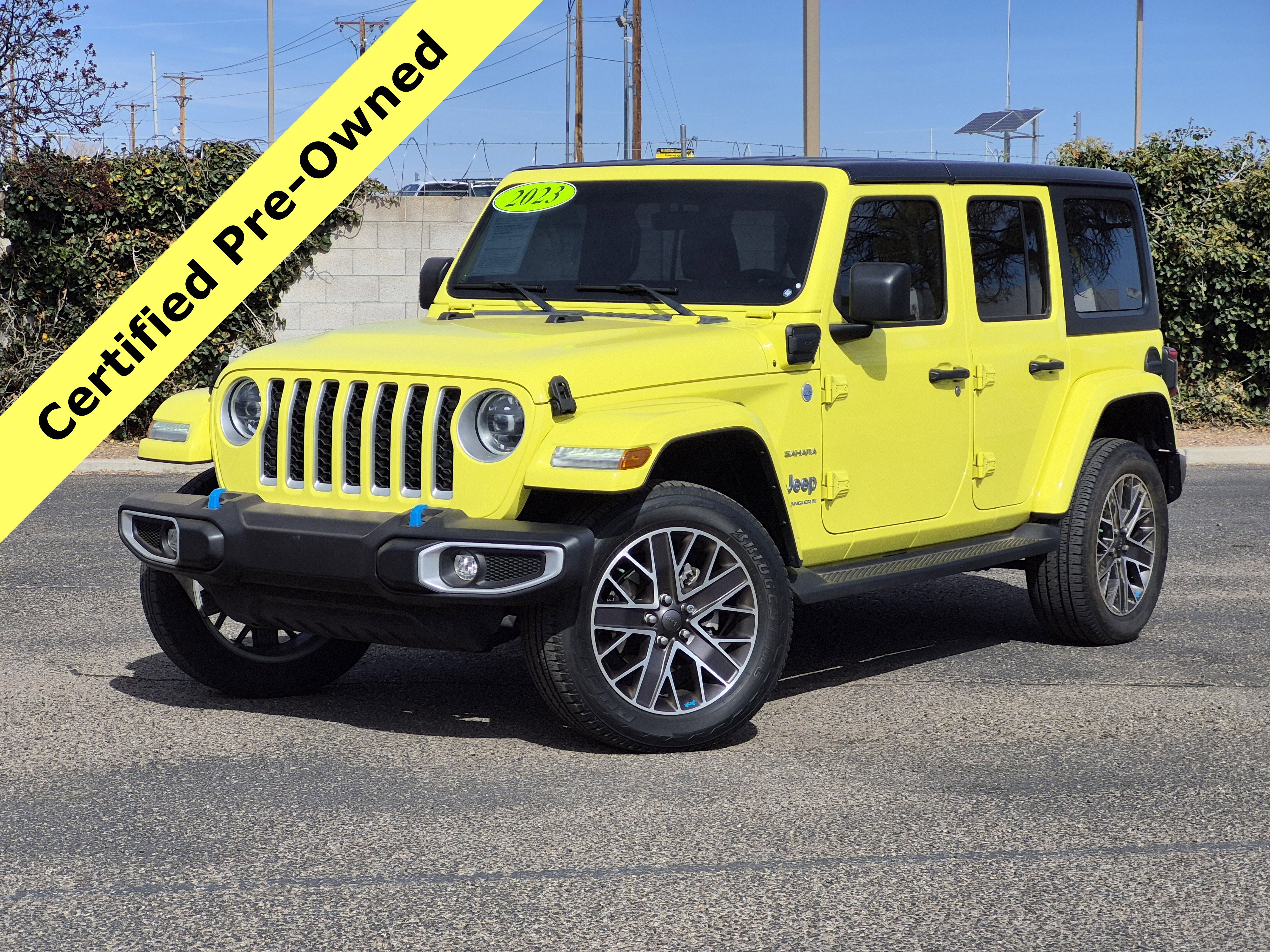 Used 2023 Jeep Wrangler Unlimited Sahara AWD/4WD image 1