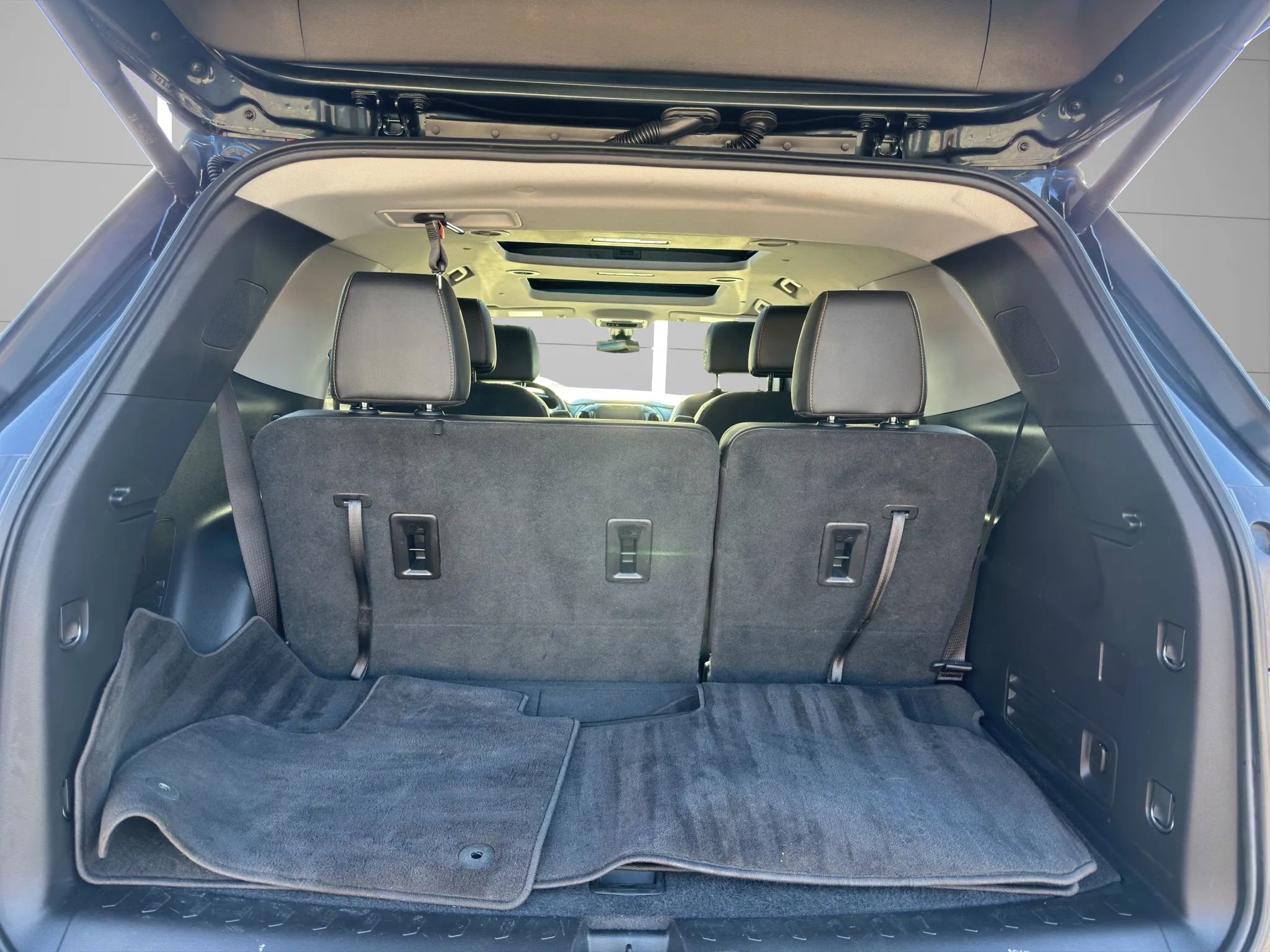 Used 2021 Chevrolet Traverse RS AWD/4WD image 10