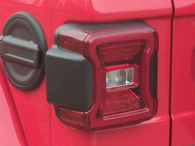 New 2026 Jeep Wrangler Unlimited Sahara AWD/4WD image 21