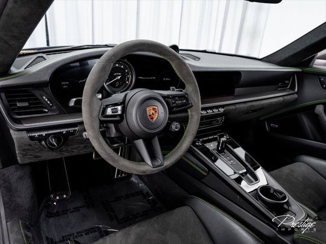 Used 2024 Porsche 911 Carrera GTS RWD image 34