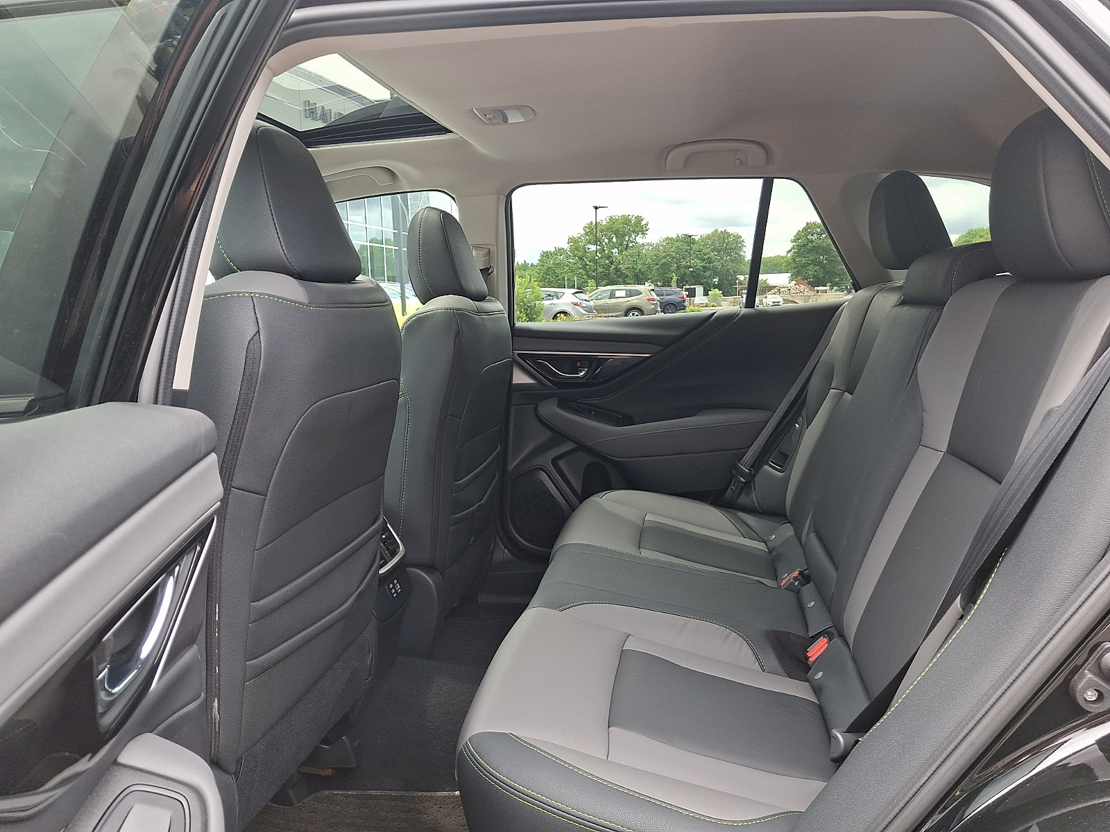 Certified 2023 Subaru Outback Onyx Edition AWD/4WD image 11