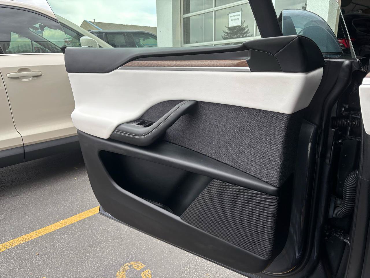 Used 2022 Tesla Model X AWD/4WD image 13