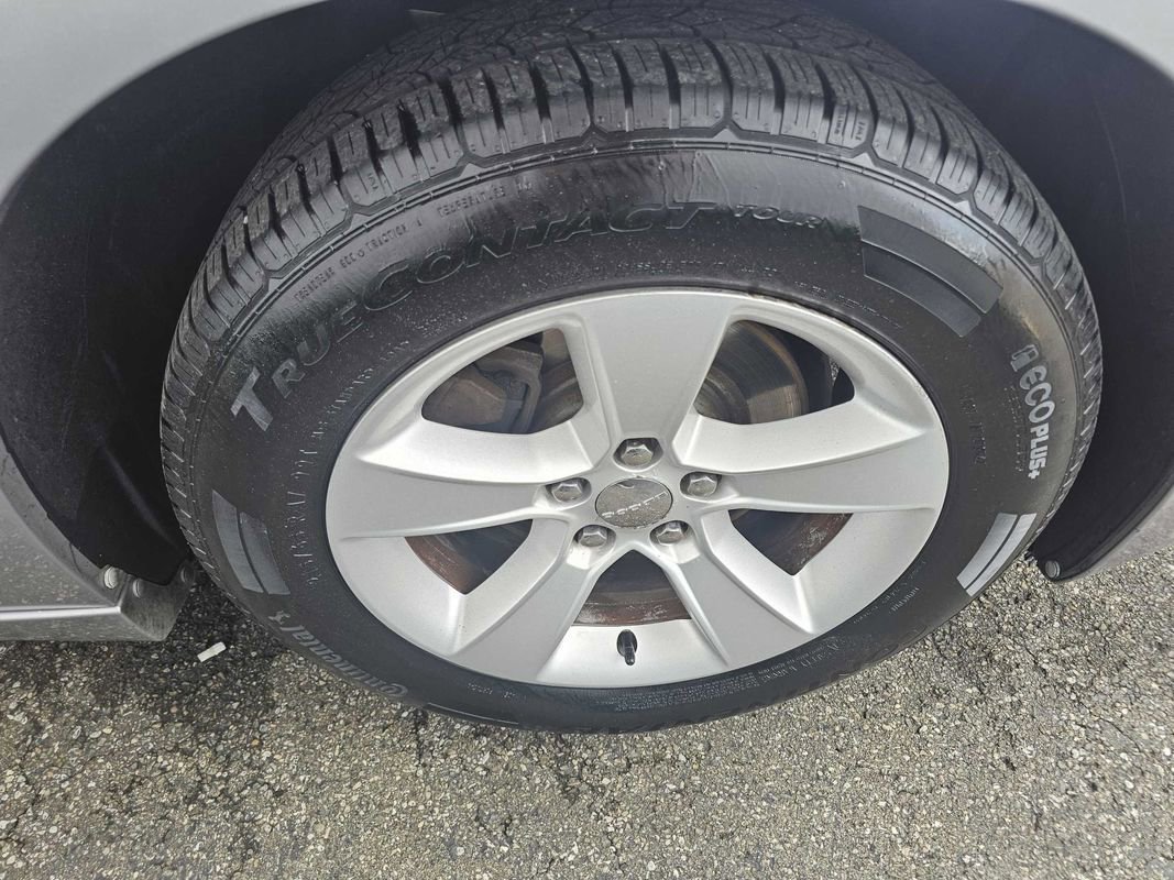 Used 2013 Dodge Charger SXT image 30