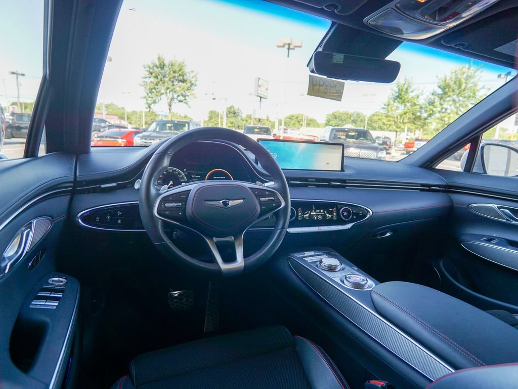 Used 2023 Genesis GV70 2.5T w/ Sport Prestige Package AWD/4WD image 13