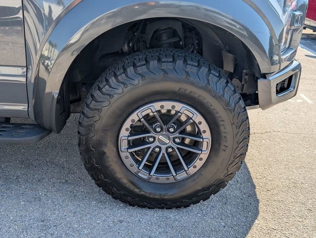 Used 2020 Ford F150 Raptor w/ Equipment Group 802A Luxury AWD/4WD image 17