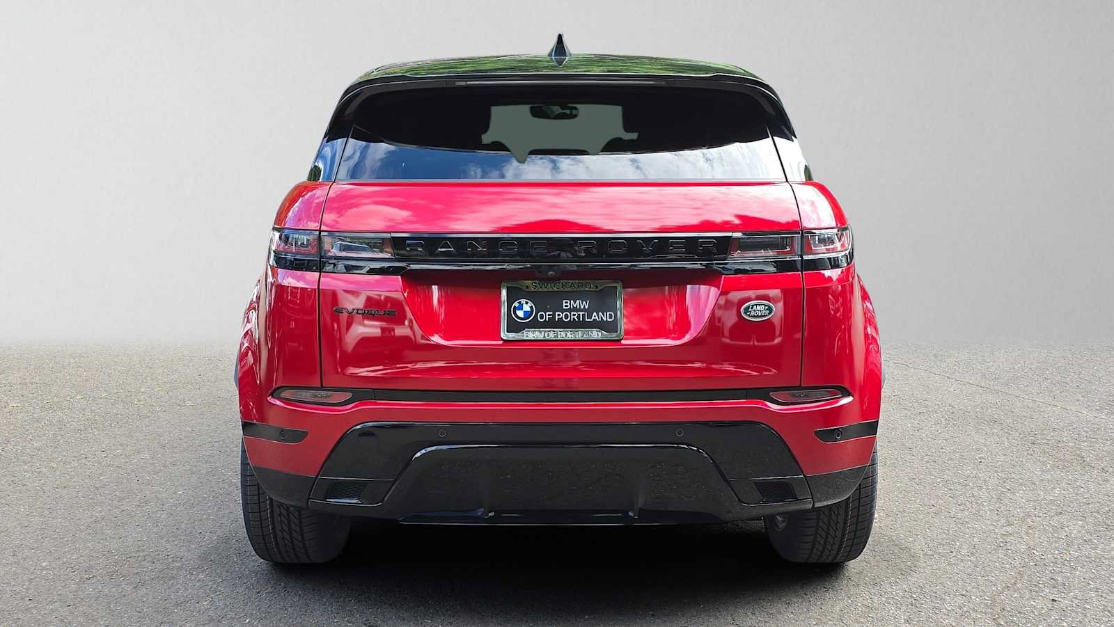 Used 2023 Land Rover Range Rover Evoque R-Dynamic SE AWD/4WD image 4