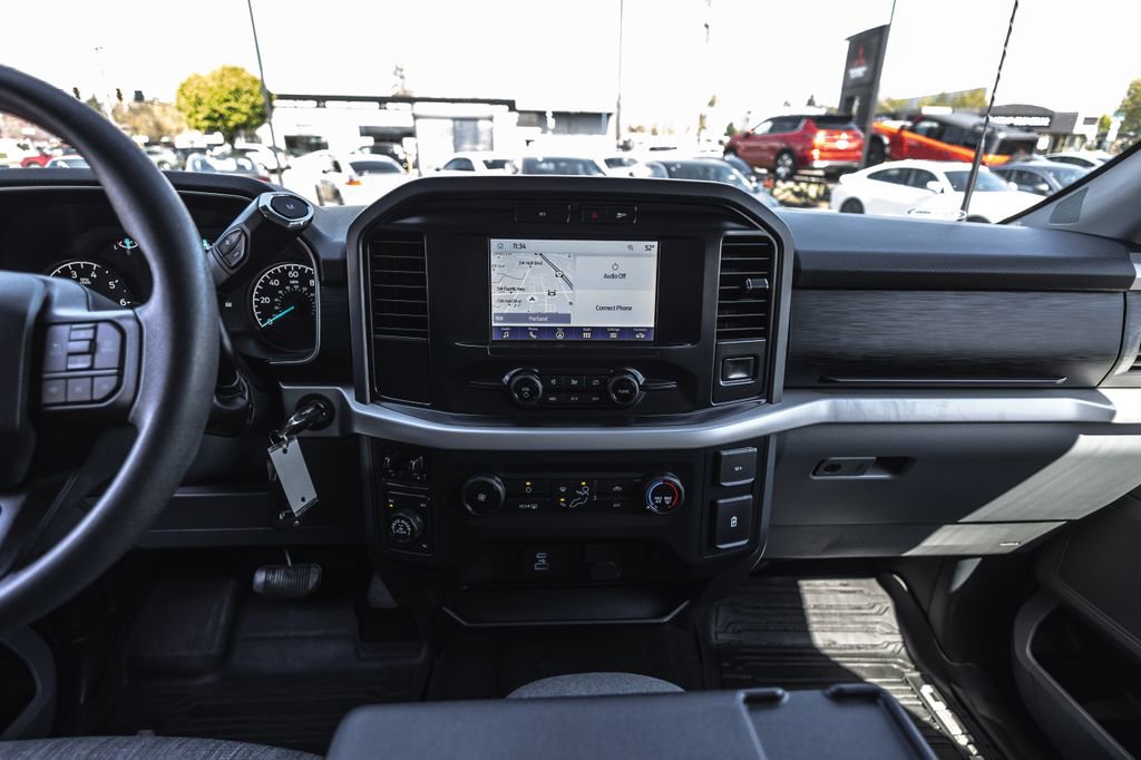 Used 2022 Ford F150 XLT w/ XTR Package image 28