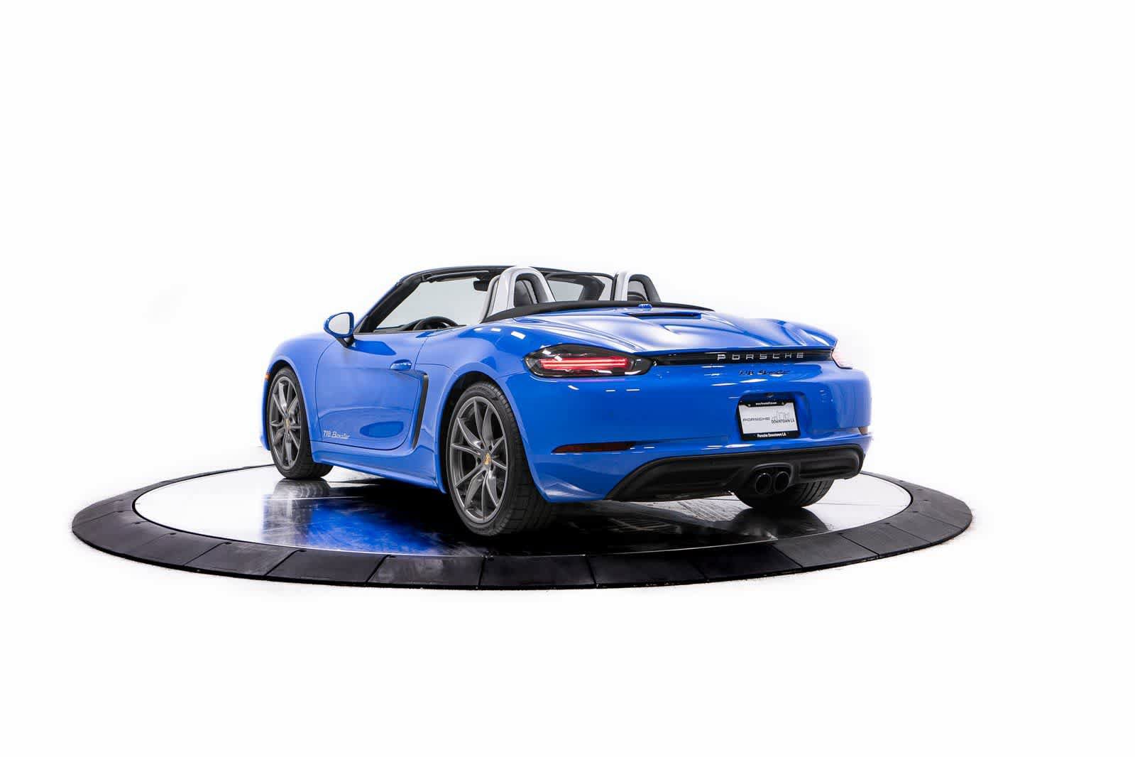 Certified 2025 Porsche 718 Boxster image 3