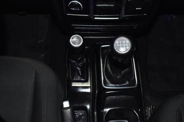 Used 2023 Jeep Wrangler Sport image 17