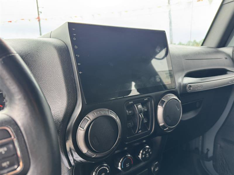 Used 2015 Jeep Wrangler Unlimited Sport w/ Quick Order Package 23S AWD/4WD image 30
