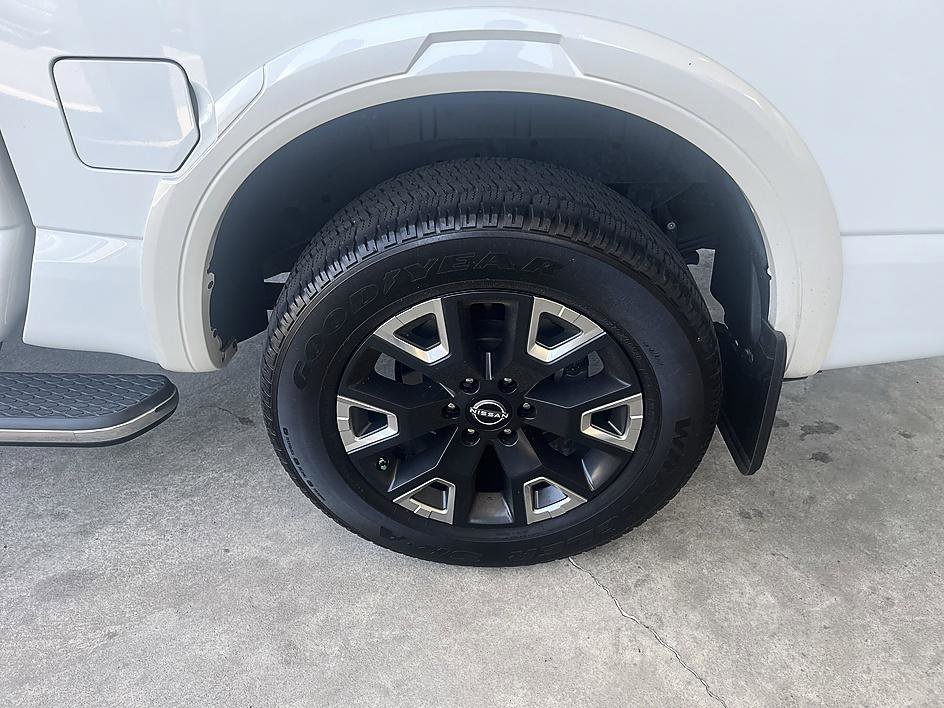 Used 2024 Nissan Titan Platinum Reserve w/ Moonroof Package AWD/4WD image 8