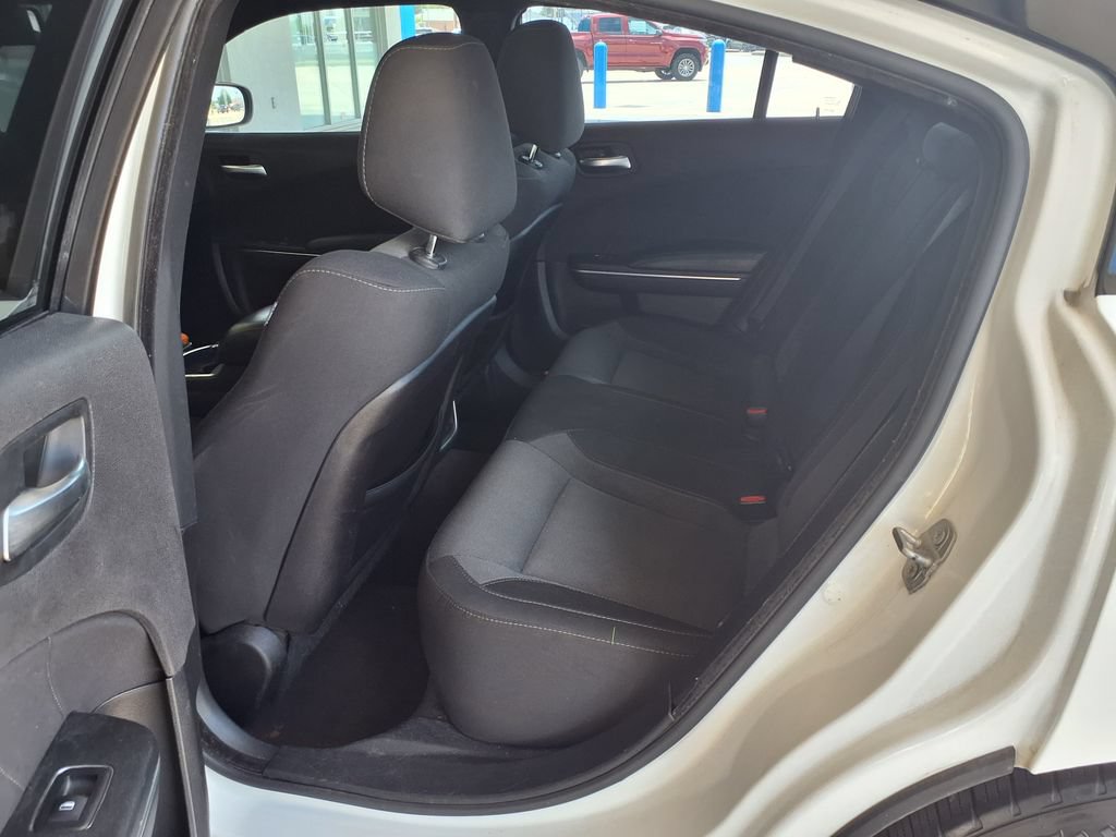 Used 2018 Dodge Charger R/T RWD image 12