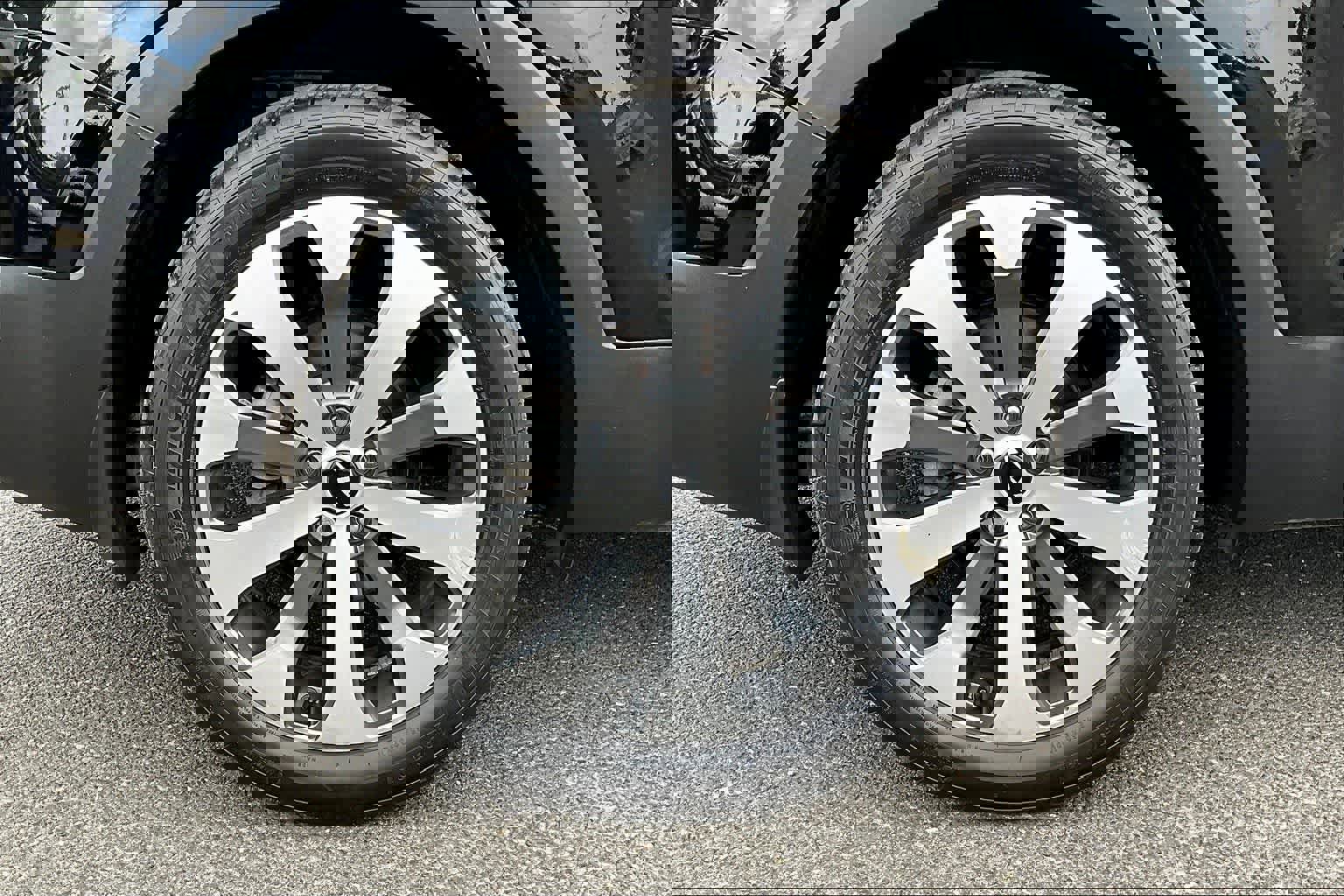 Used 2022 Kia Telluride SX image 35