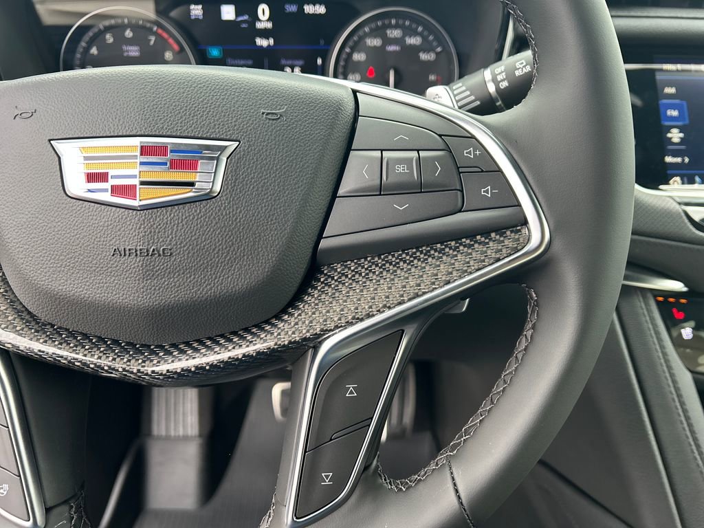 New 2026 Cadillac XT5 Sportv w/ LPO, Floor Liner Package image 17