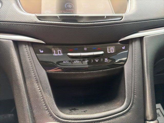 Used 2018 Cadillac XT5 Luxury w/ Driver Awareness Package AWD/4WD image 30