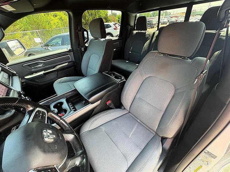 Used 2022 RAM 1500 Big Horn AWD/4WD image 19