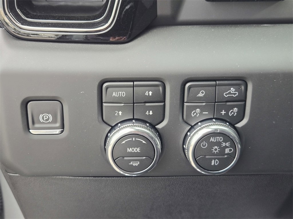 New 2026 GMC Sierra 2500 AT4 w/ AT4 Premium Plus Package image 23
