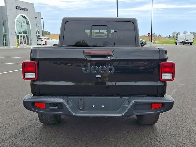 Used 2024 Jeep Gladiator Sport image 6