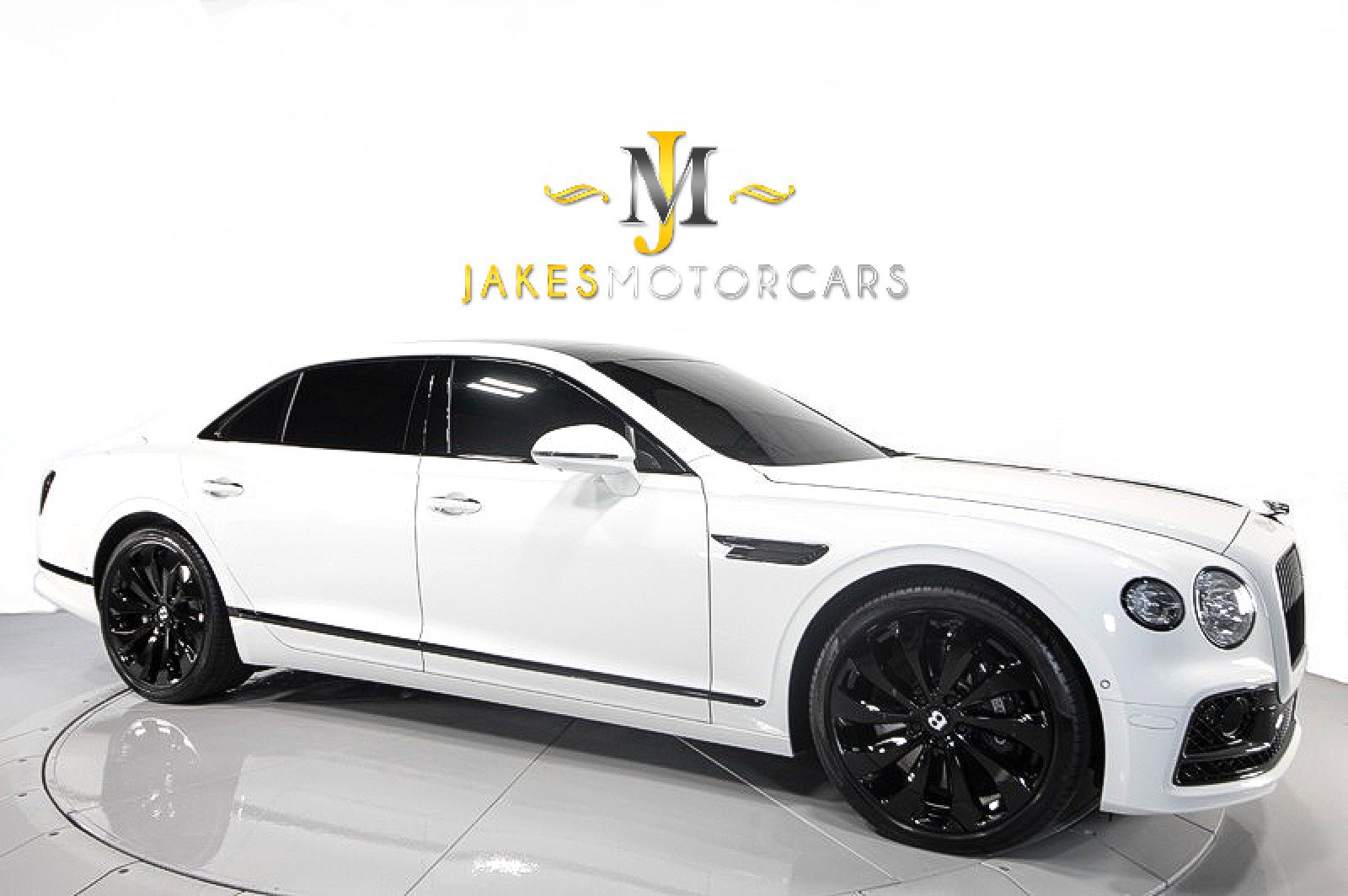 Used 2021 Bentley Flying Spur V8 image 14