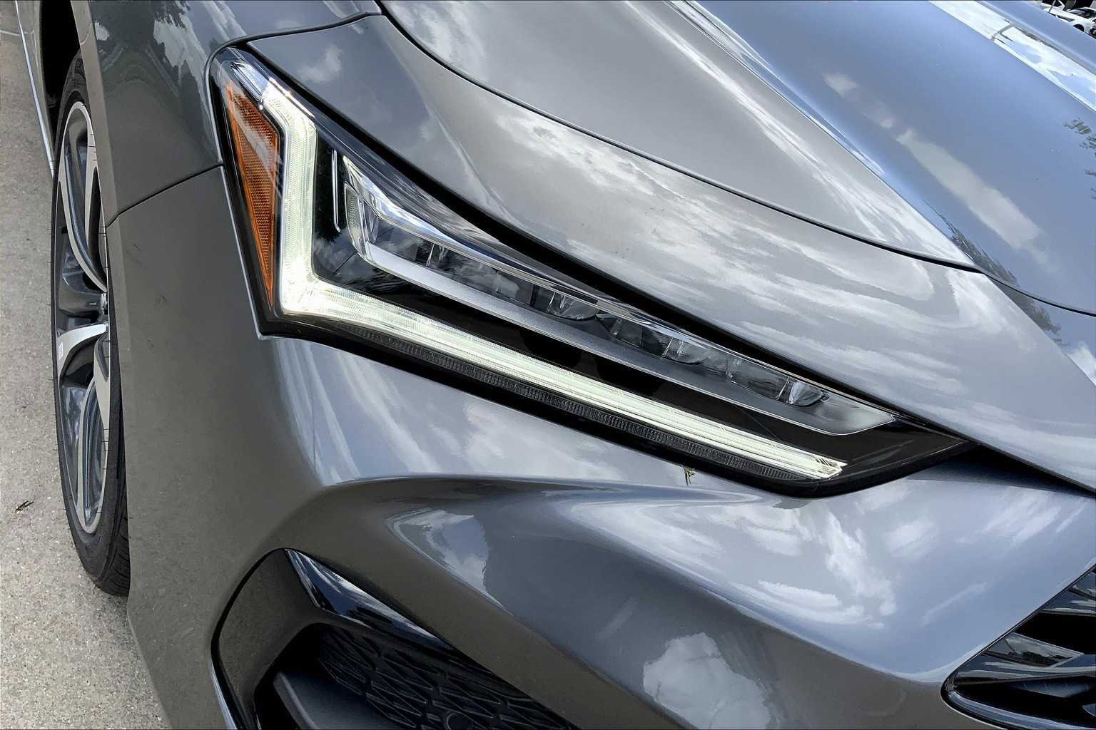 New 2025 Acura TLX w/ Technology Package image 13