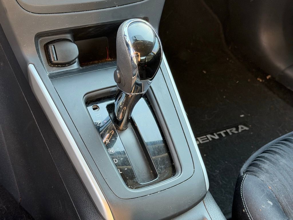 Used 2016 Nissan Sentra SV image 19