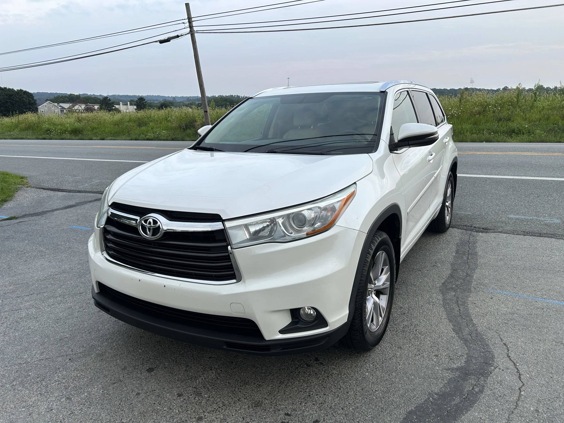 Used 2015 Toyota Highlander XLE AWD/4WD image 5