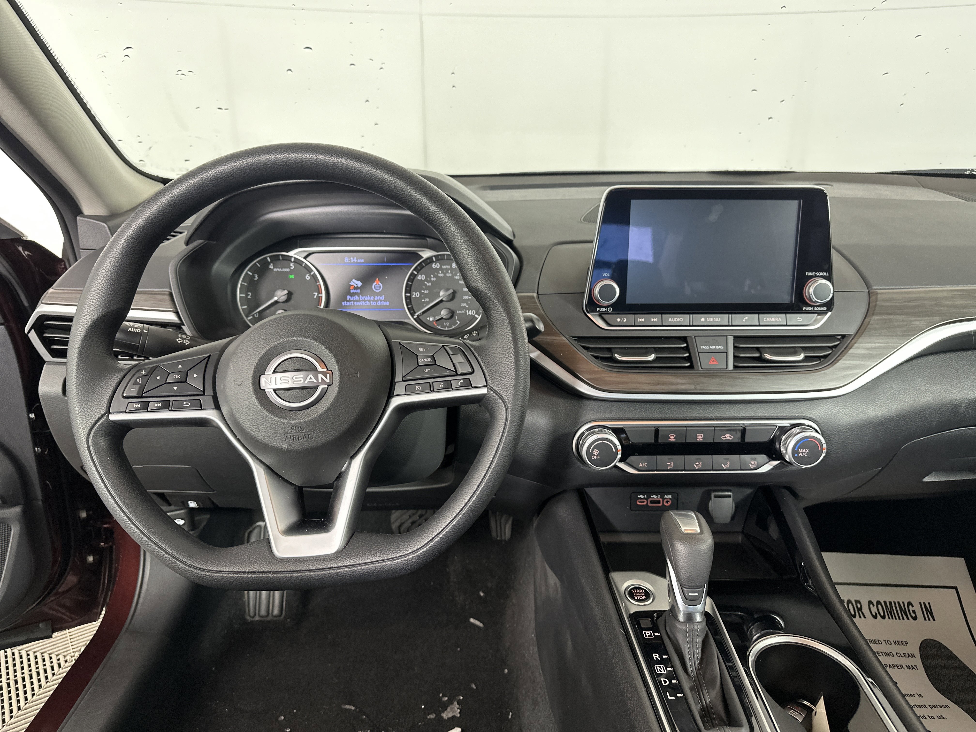 Used 2024 Nissan Altima 2.5 SV image 3