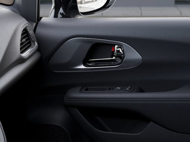 New 2026 Chrysler Voyager LX FWD image 32