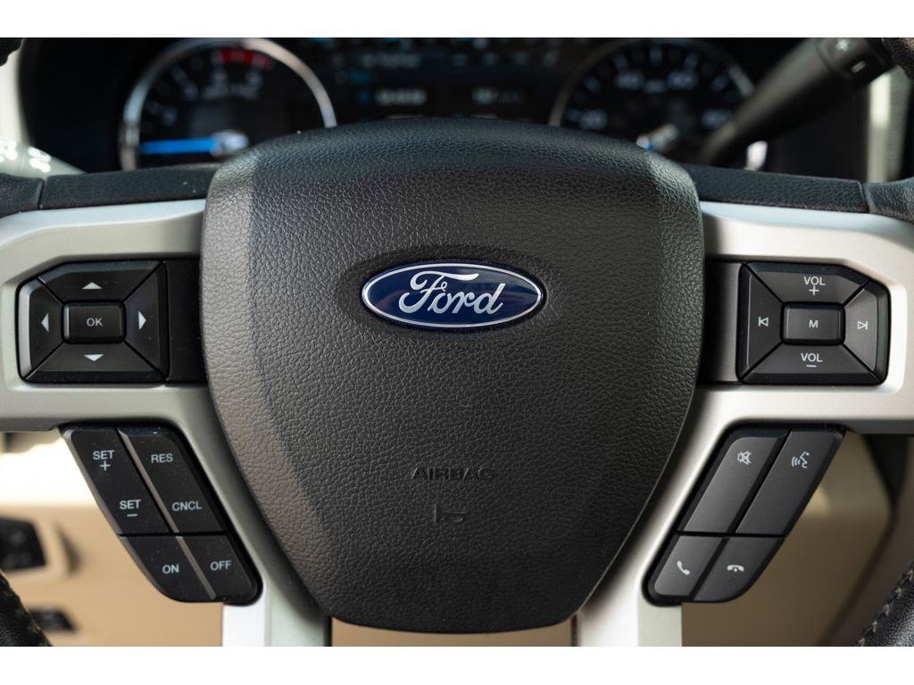 Used 2017 Ford F350 Lariat w/ Lariat Ultimate Package AWD/4WD image 18