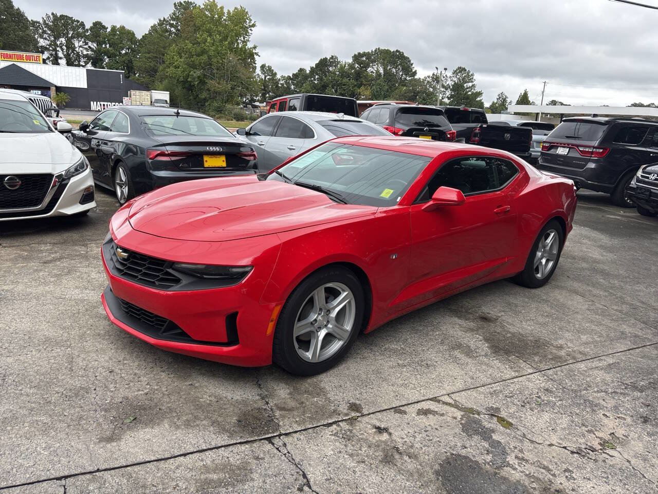 Used 2022 Chevrolet Camaro LT image 2