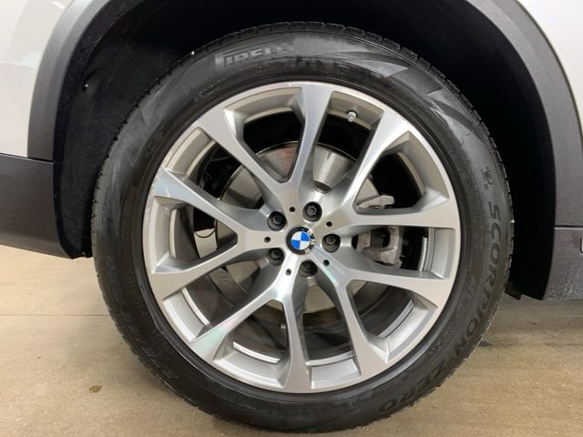 Used 2023 BMW X5 xDrive40i w/ Premium Package image 42