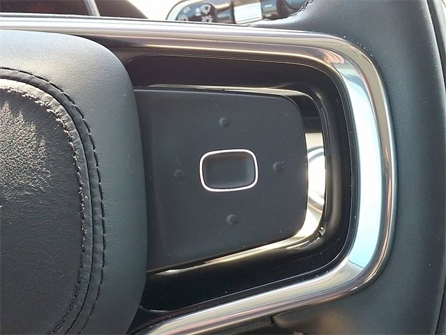 Used 2024 Lincoln Nautilus Reserve image 21