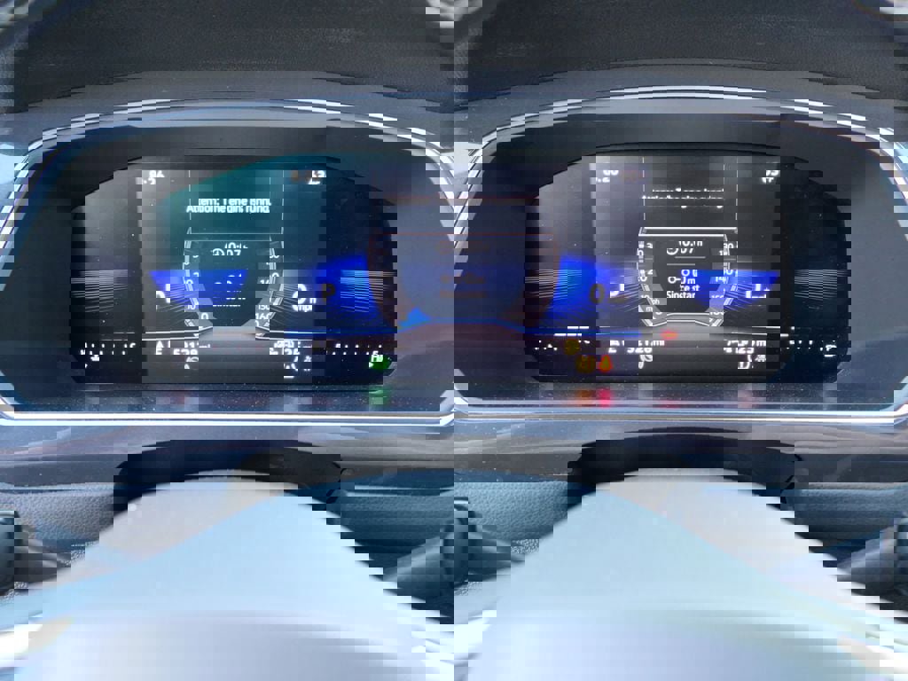 Used 2022 Volkswagen Tiguan SE image 17