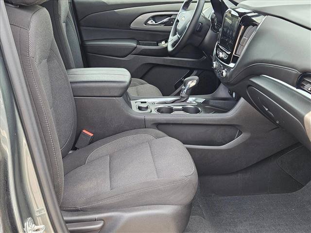 Used 2023 Chevrolet Traverse LT w/ LPO, Floor Liner Package AWD/4WD image 21