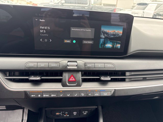 Certified 2025 Kia K4 FWD image 15