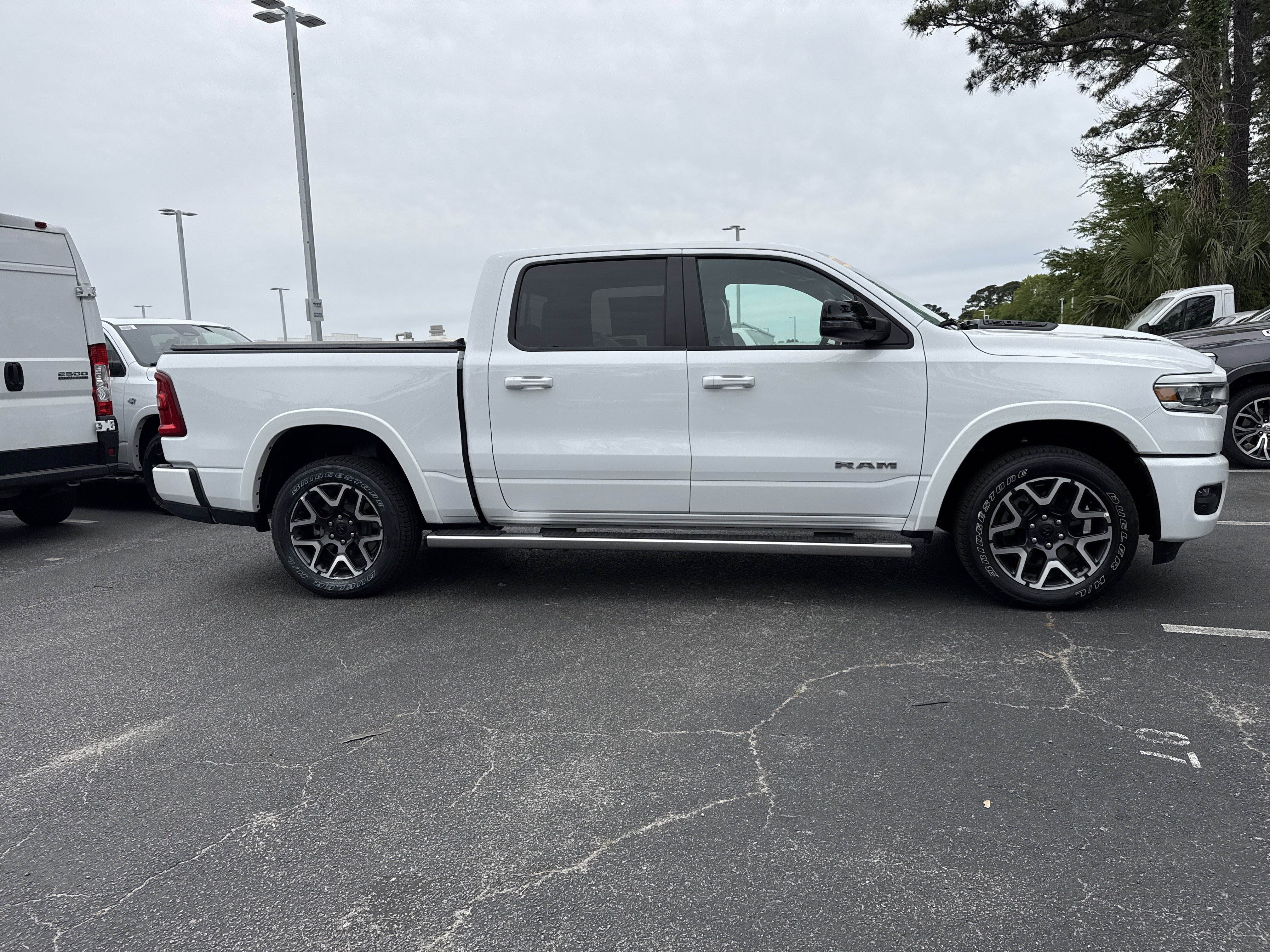 Used 2025 RAM 1500 Laramie w/ Sport Appearance Package AWD/4WD image 18