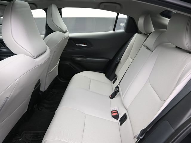 Used 2024 Toyota Prius XLE image 30