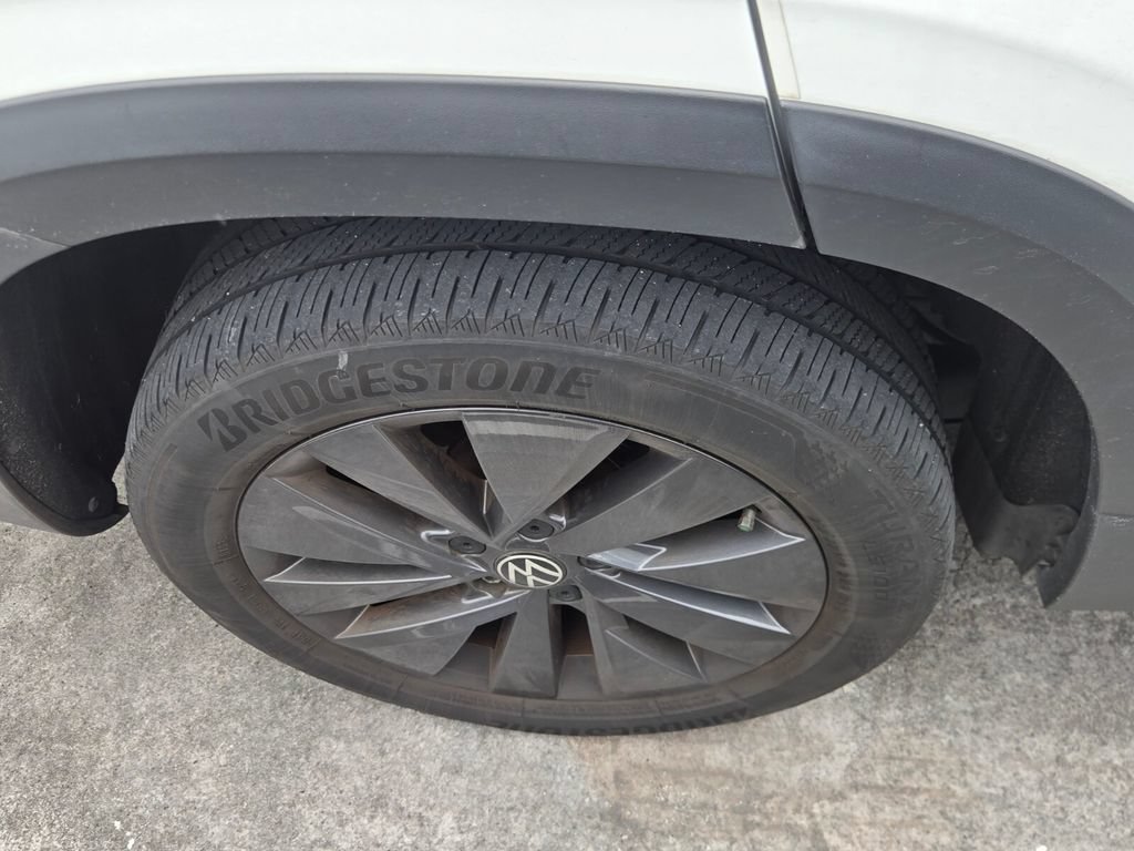 Used 2023 Volkswagen Taos S w/ IQ Drive S Package FWD image 6