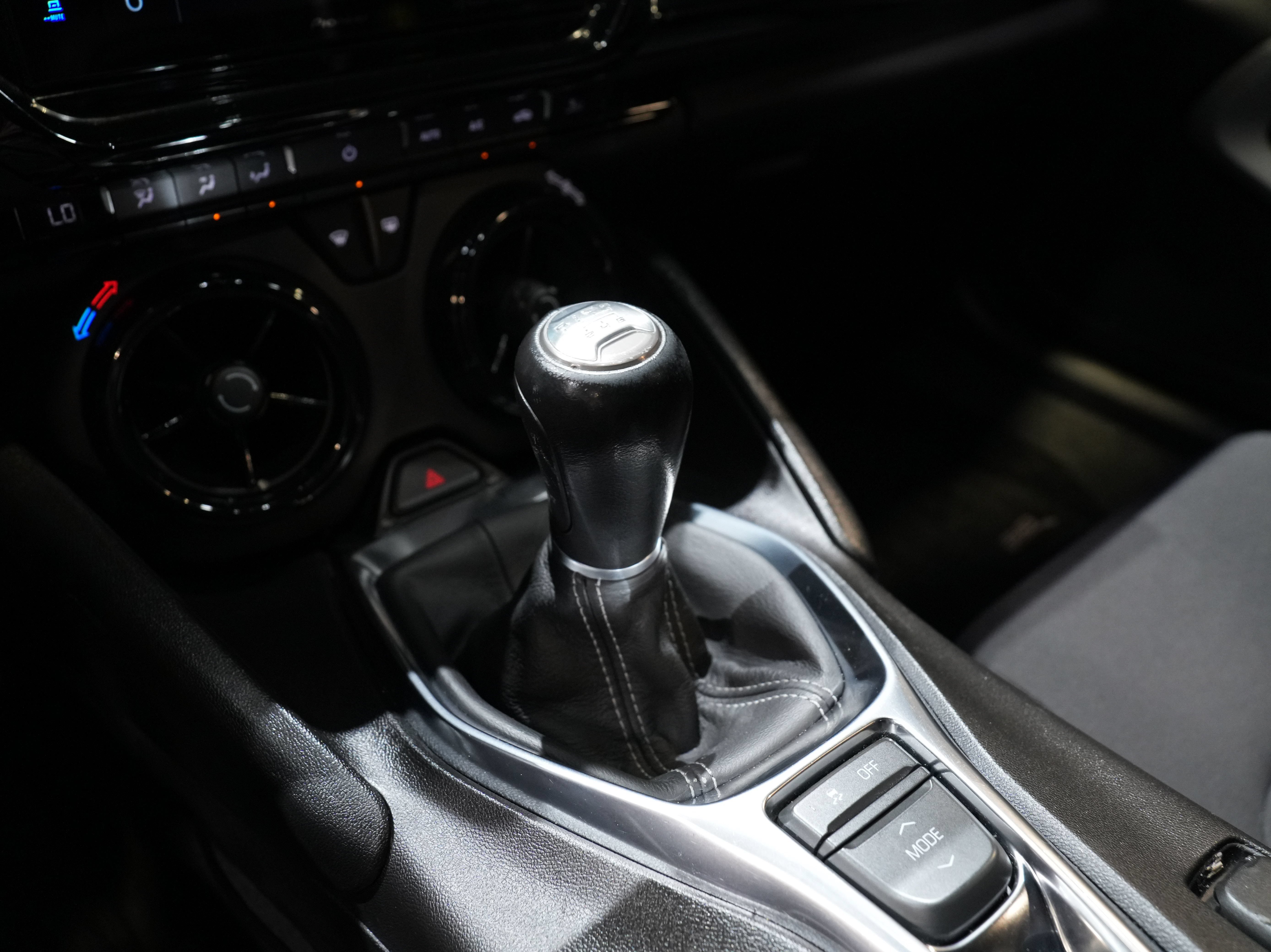 Used 2019 Chevrolet Camaro LS RWD image 38