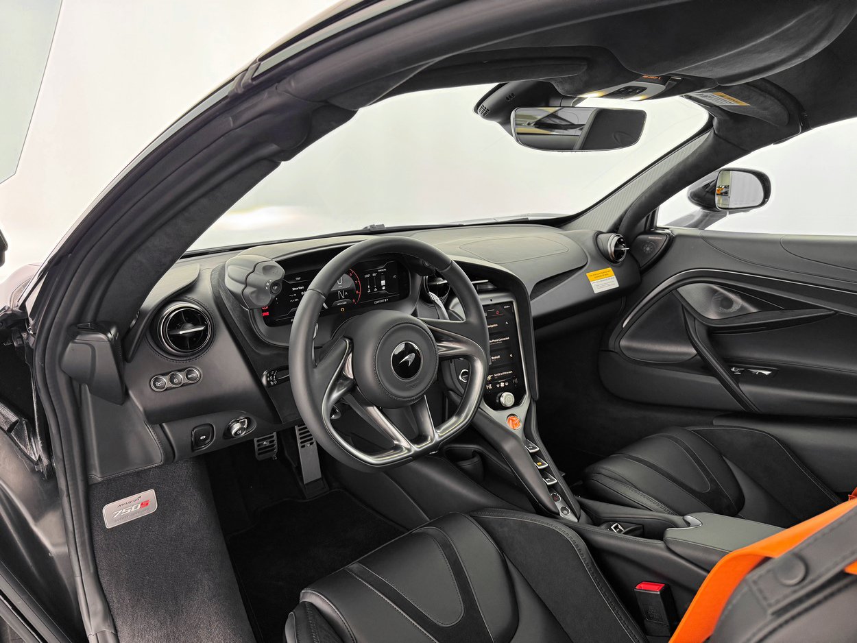 New 2026 McLaren 750S Spider RWD image 16