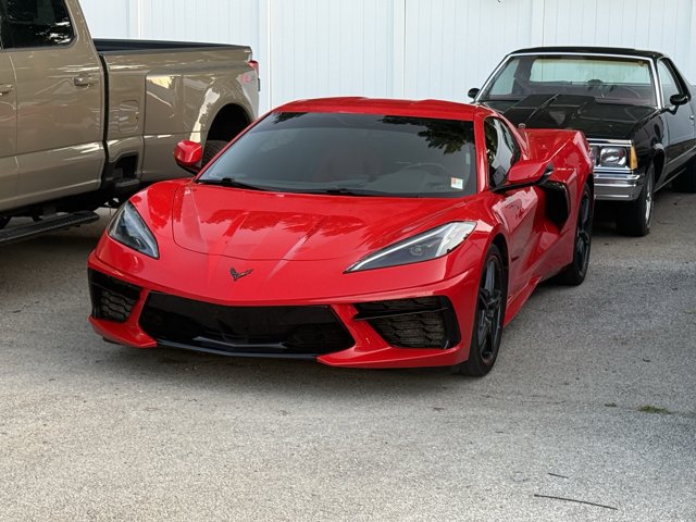Used 2022 Chevrolet Corvette Stingray Coupe w/ 1LT RWD image 3