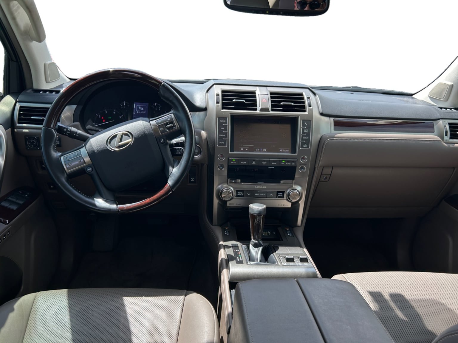 Used 2019 Lexus GX 460 Premium image 12