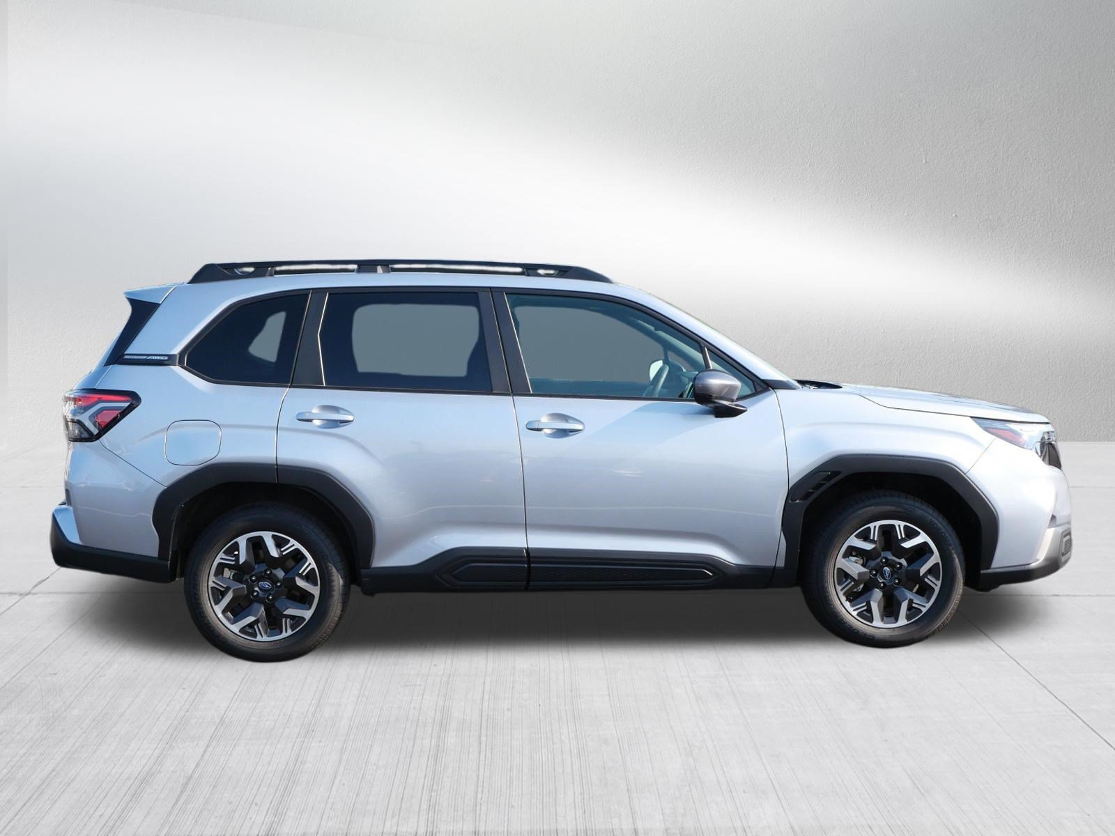 Used 2026 Subaru Forester Premium AWD/4WD image 8