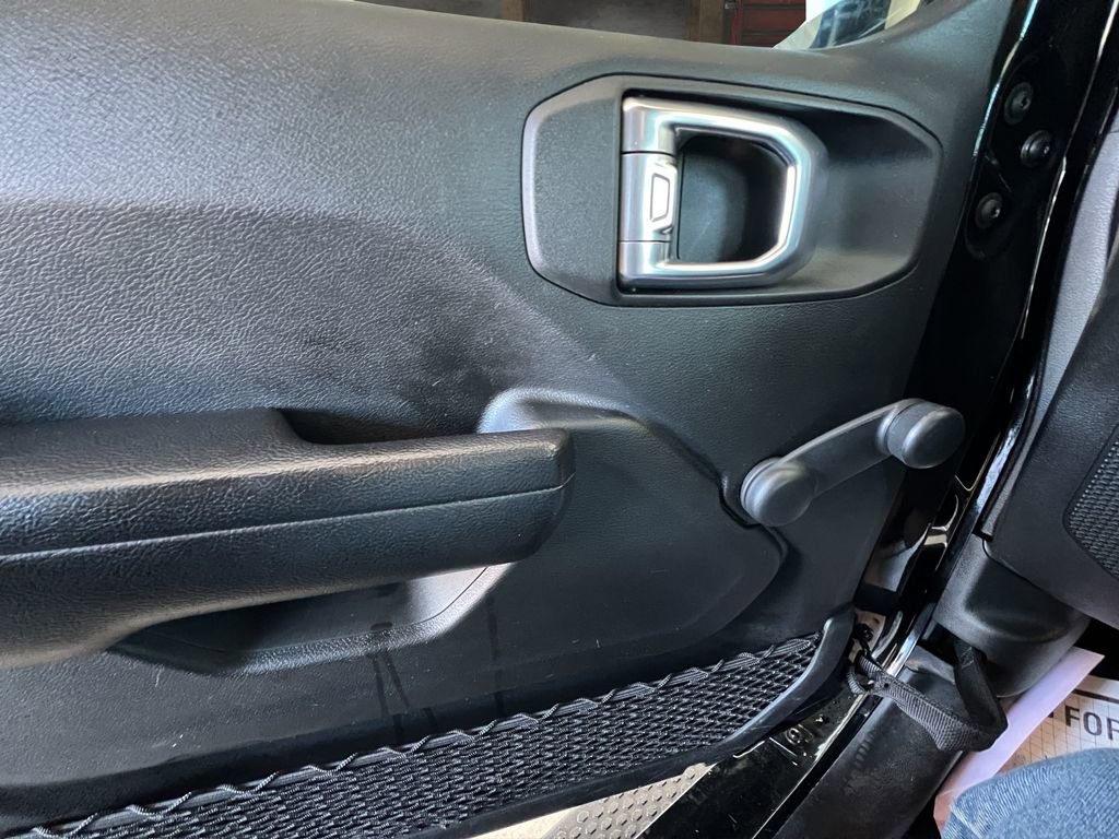 Used 2023 Jeep Wrangler Sport image 22