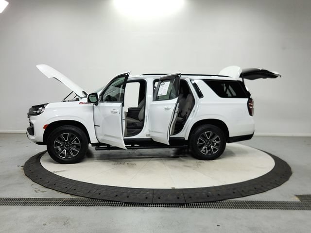 Used 2022 Chevrolet Tahoe Z71 w/ Luxury Package AWD/4WD image 13