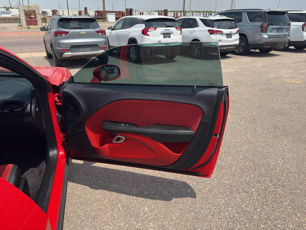 Used 2016 Dodge Challenger SRT w/ Technology Group RWD image 20