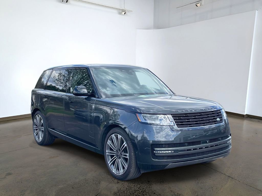 Used 2024 Land Rover Range Rover Long Wheelbase SE AWD/4WD image 3