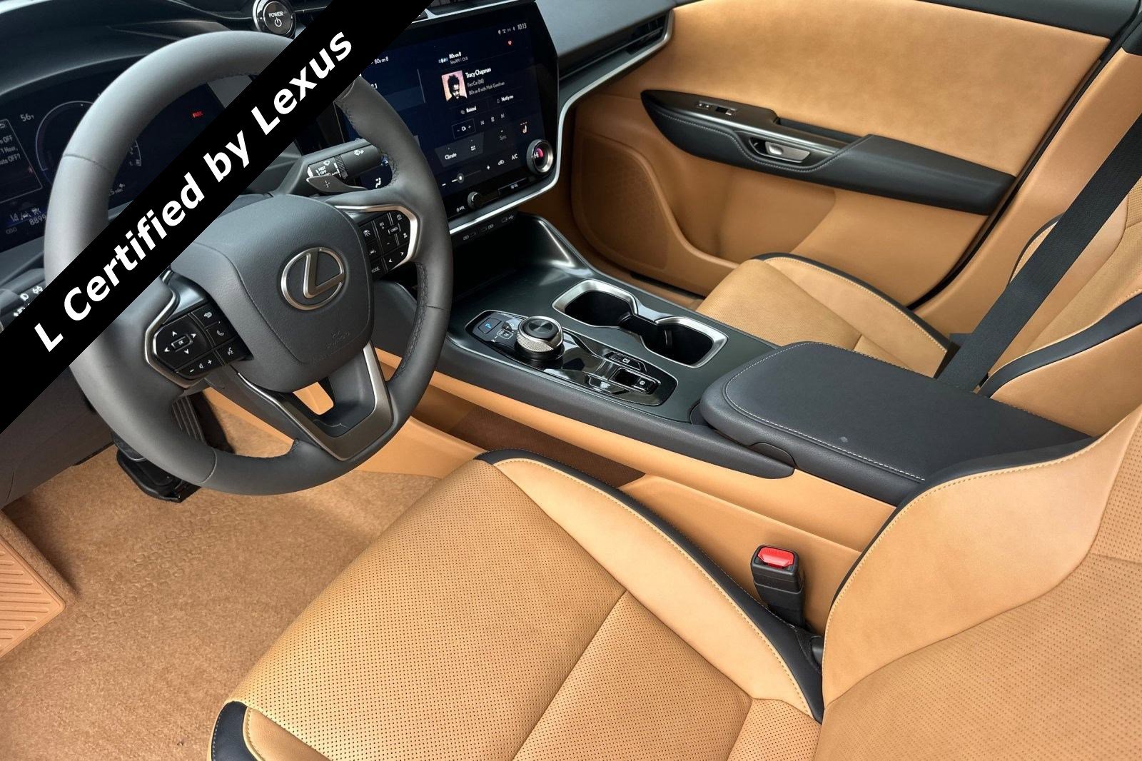 Used 2025 Lexus RZ 300e image 4