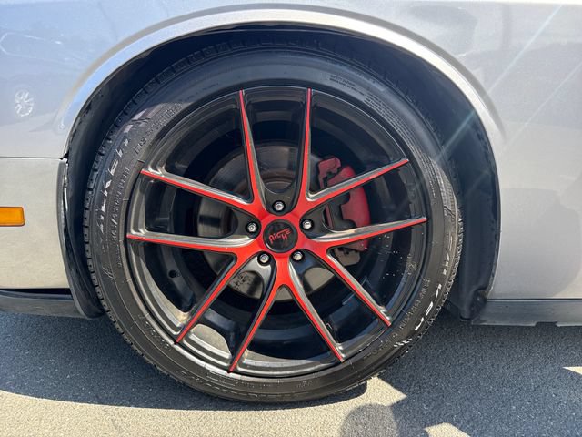 Used 2013 Dodge Challenger R/T Plus RWD image 17